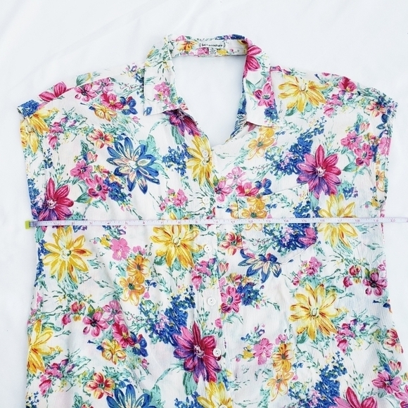 Lucca Couture x Urban Outfitters Open Back Floral Top Blouse - Picture 7 of 10